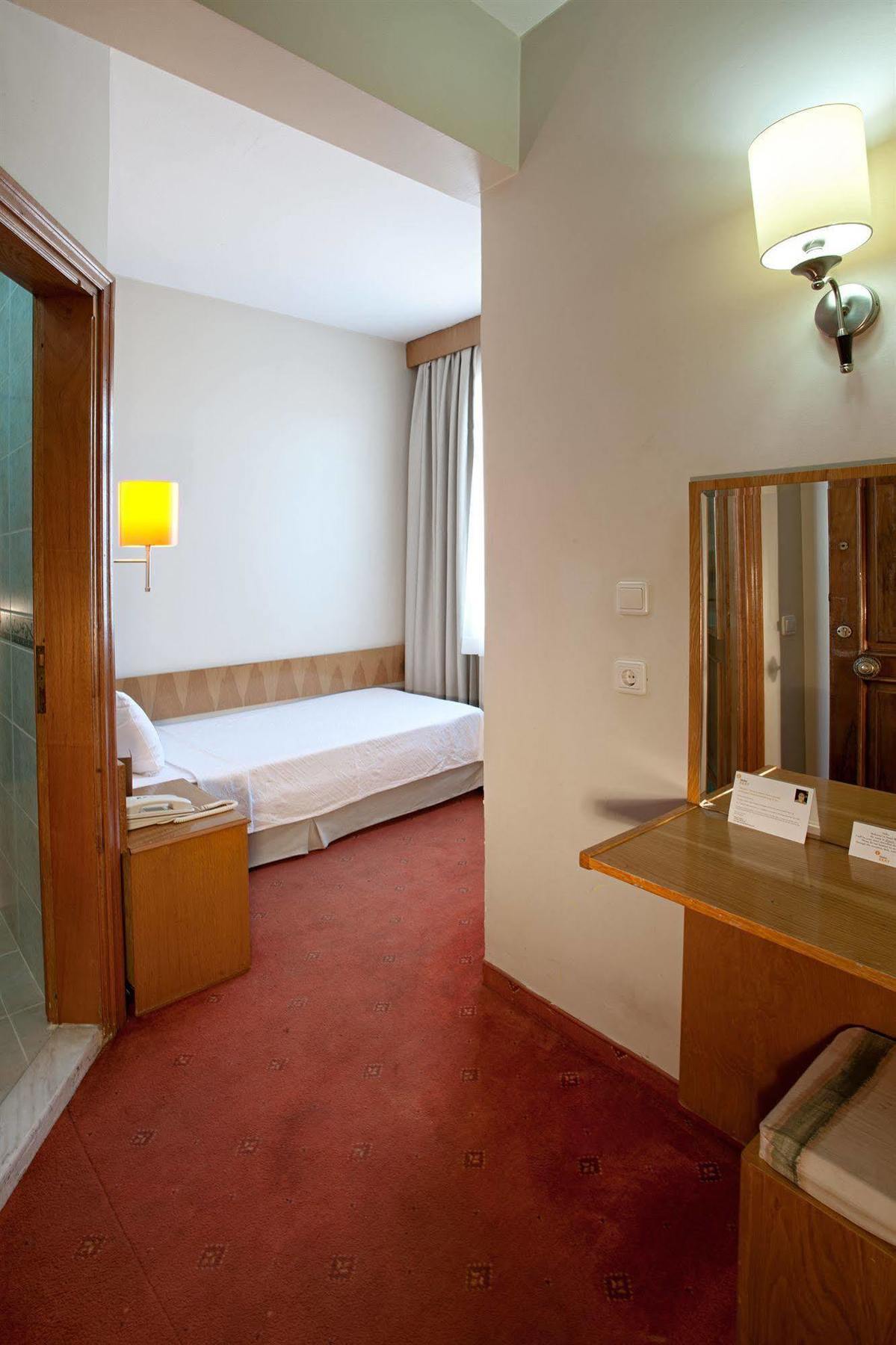Ilkay Hotel Istanbulská provincie Exteriér fotografie