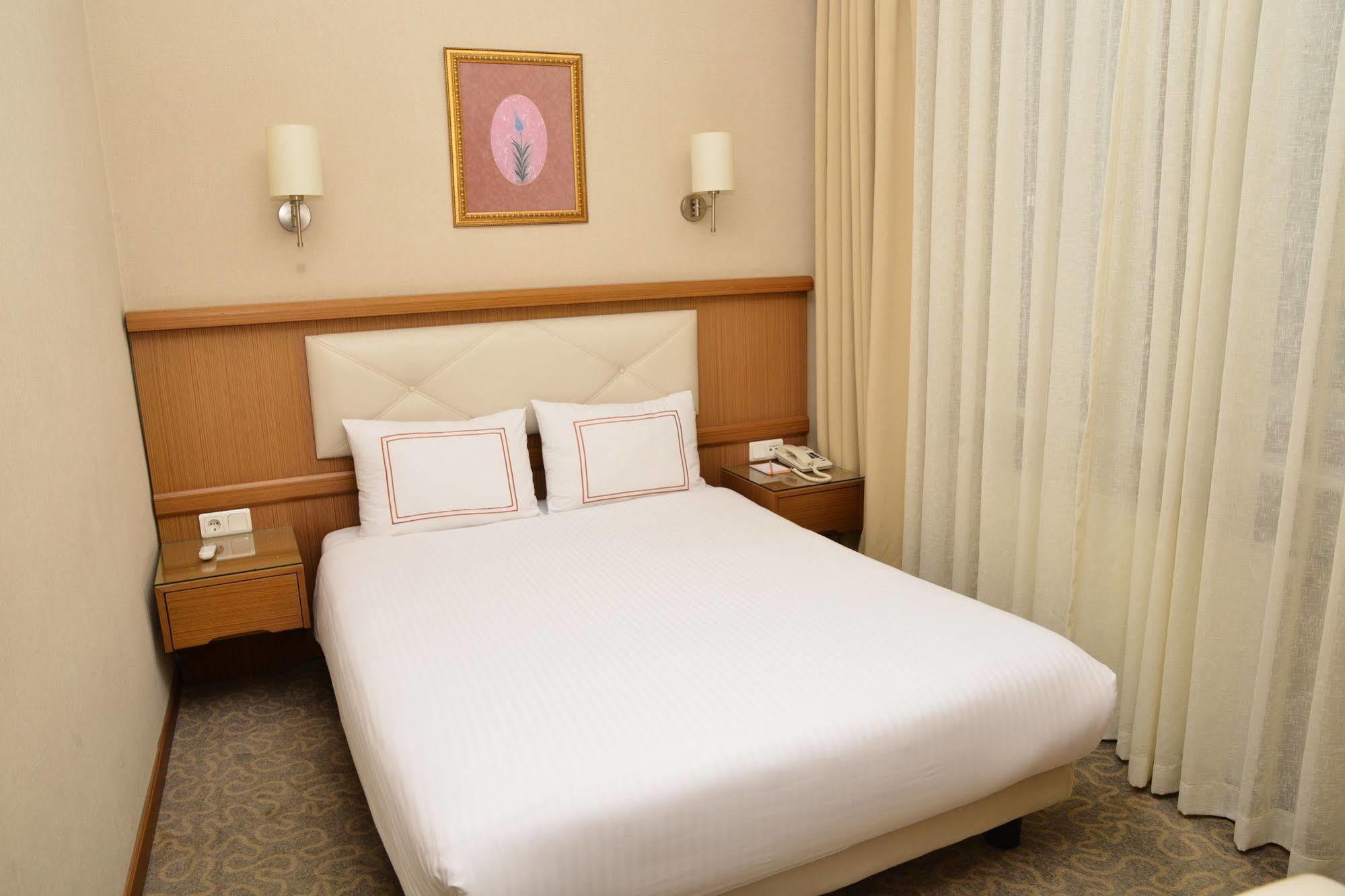 Ilkay Hotel Istanbulská provincie Exteriér fotografie